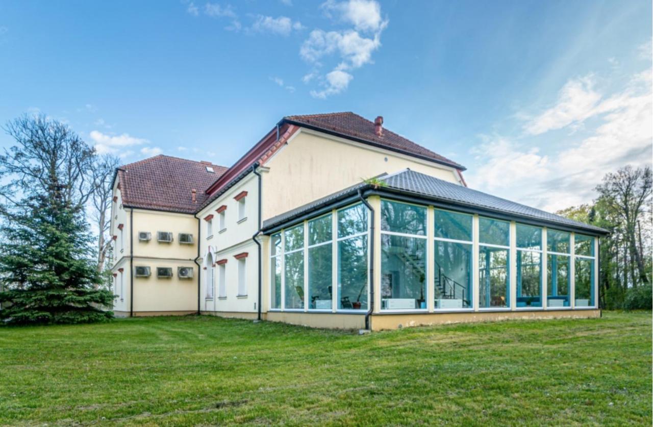 Ziemupes Muiza & Spa Exteriör bild