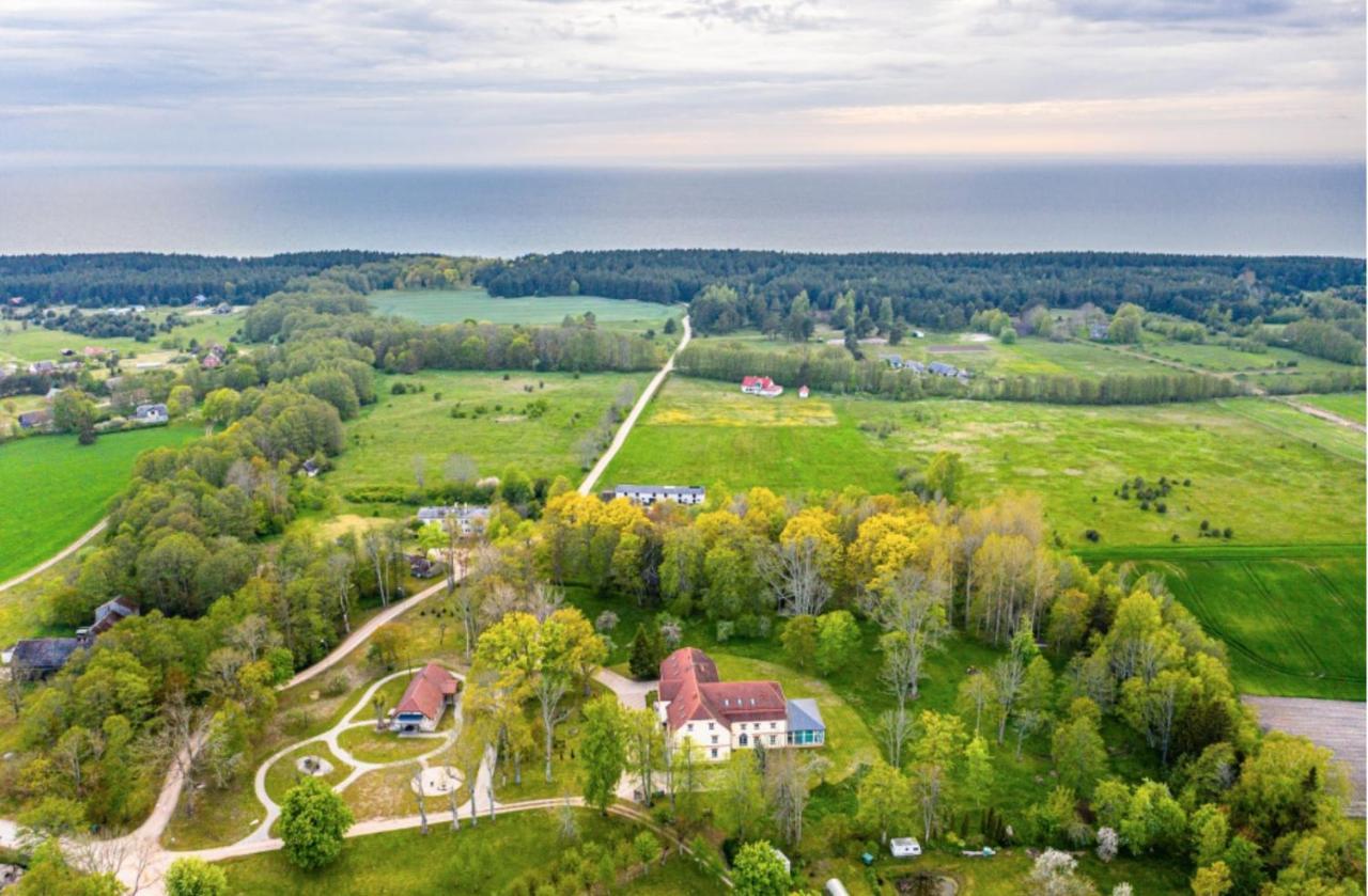 Ziemupes Muiza & Spa Exteriör bild